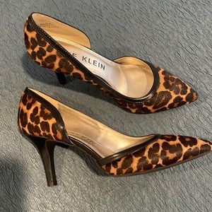 Anne Klein Leopard Print Ponyhair Pumps with Black Trim and 3” Heels  8M